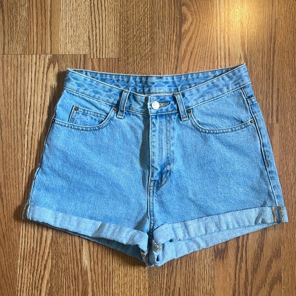 Dr Denim Jenn Light Retro Denim Shorts